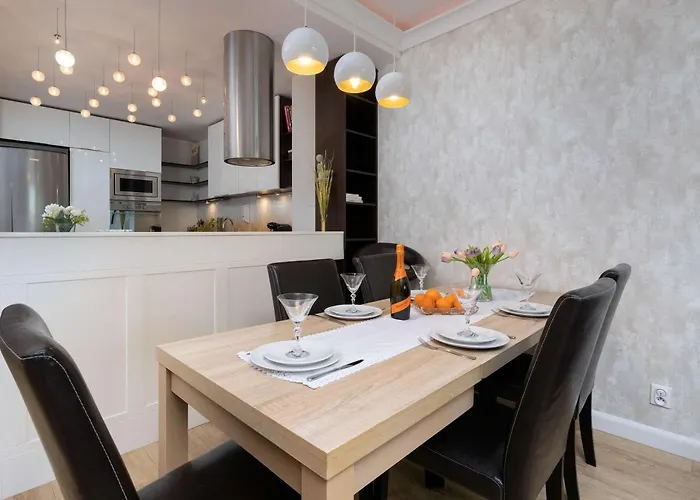 Family With Garden And Two Parking Spaces In By Renters Danzica