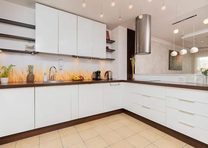 Family With Garden And Two Parking Spaces In By Renters Danzica