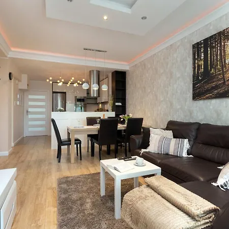 Apartamento Family With Garden And Two Parking Spaces In By Renters Gdansk