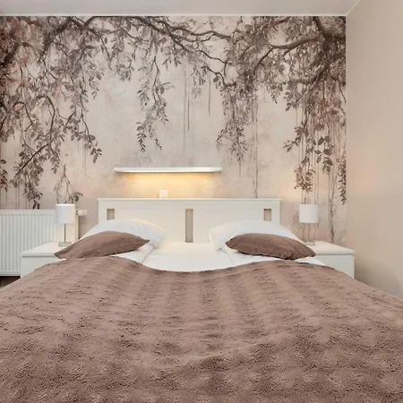 Apartamento Family With Garden And Two Parking Spaces In By Renters *