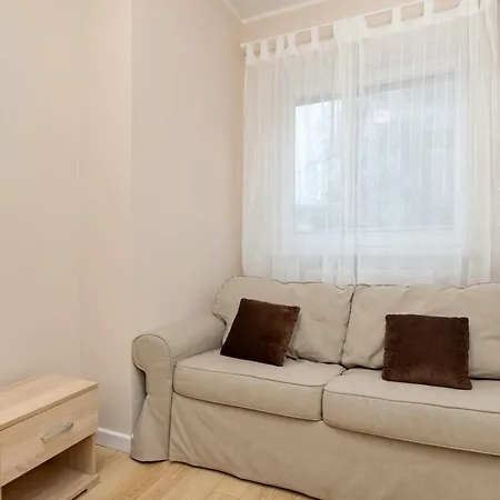 Family With Garden And Two Parking Spaces In By Renters Apartamento *